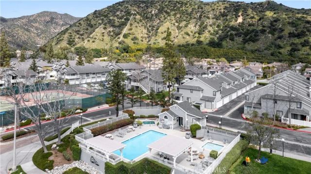 225 Star Pine Court, Azusa, CA 91702