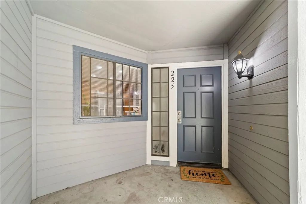 225 Star Pine Court, Azusa, CA 91702