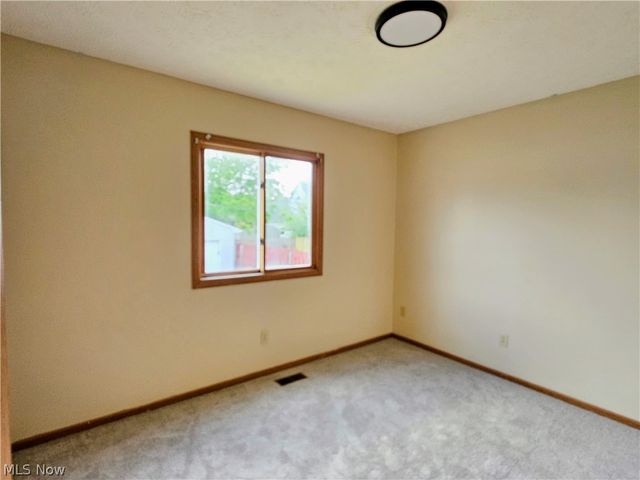 4838 E 86th Street, Garfield Heights, OH 44125