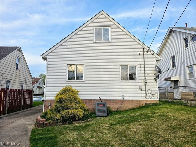 4838 E 86th Street, Garfield Heights, OH 44125