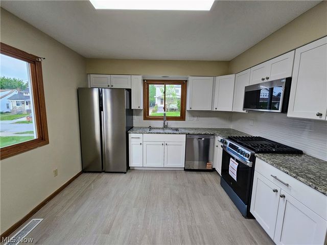 4838 E 86th Street, Garfield Heights, OH 44125