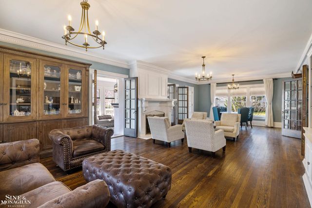 334 University Place, Grosse Pointe, MI 48236