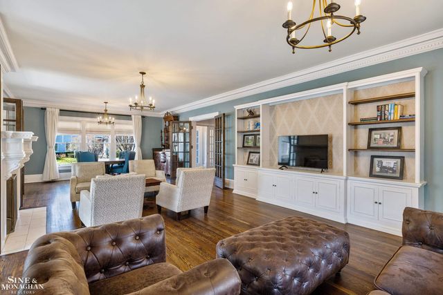 334 University Place, Grosse Pointe, MI 48236