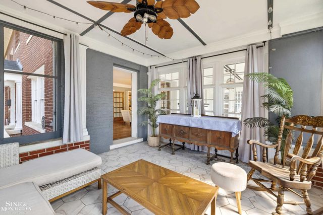 334 University Place, Grosse Pointe, MI 48236