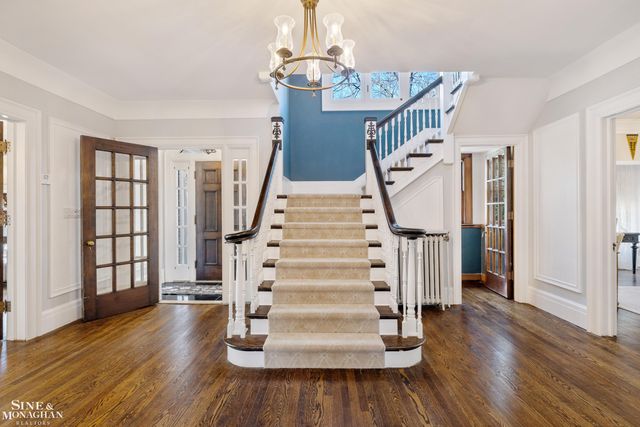 334 University Place, Grosse Pointe, MI 48236