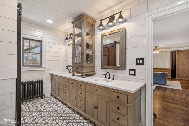 334 University Place, Grosse Pointe, MI 48236