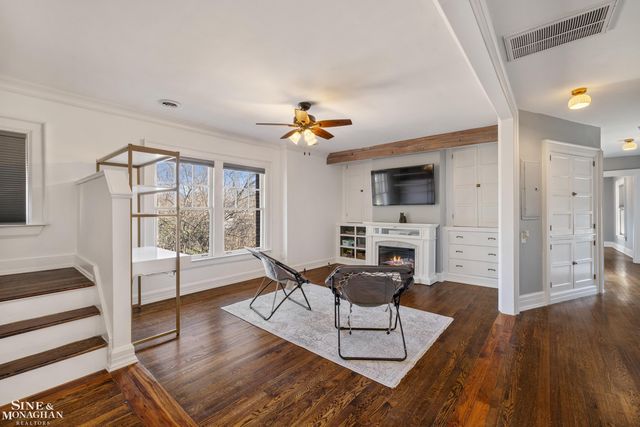 334 University Place, Grosse Pointe, MI 48236