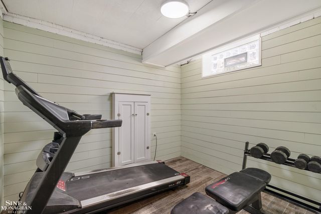 334 University Place, Grosse Pointe, MI 48236