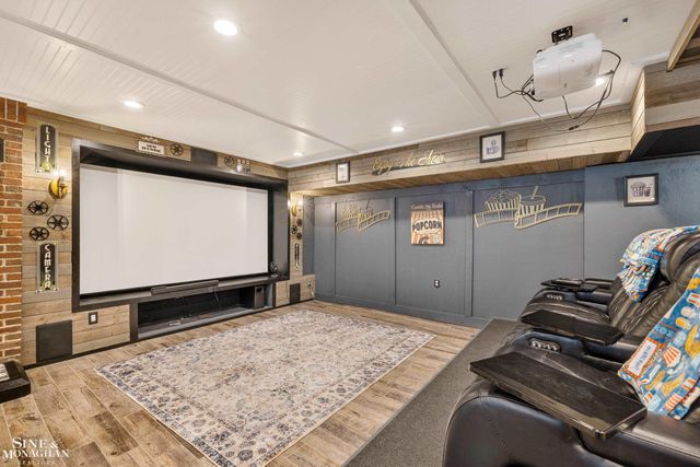 334 University Place, Grosse Pointe, MI 48236