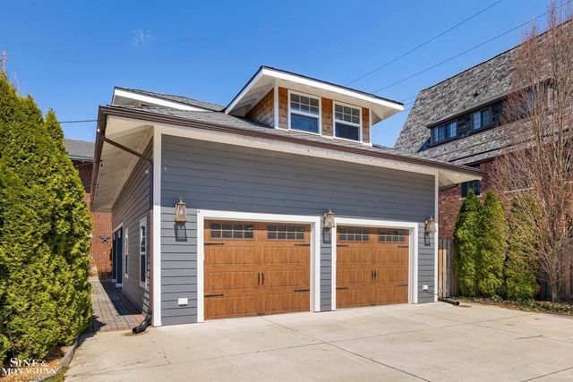 334 University Place, Grosse Pointe, MI 48236