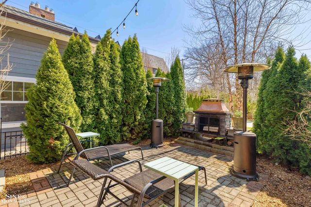 334 University Place, Grosse Pointe, MI 48236