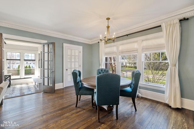 334 University Place, Grosse Pointe, MI 48236