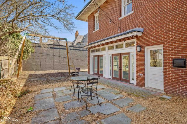 334 University Place, Grosse Pointe, MI 48236