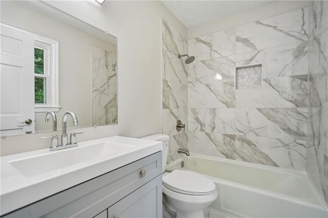 4308 Wellington Hills Lane, Snellville, GA 30039