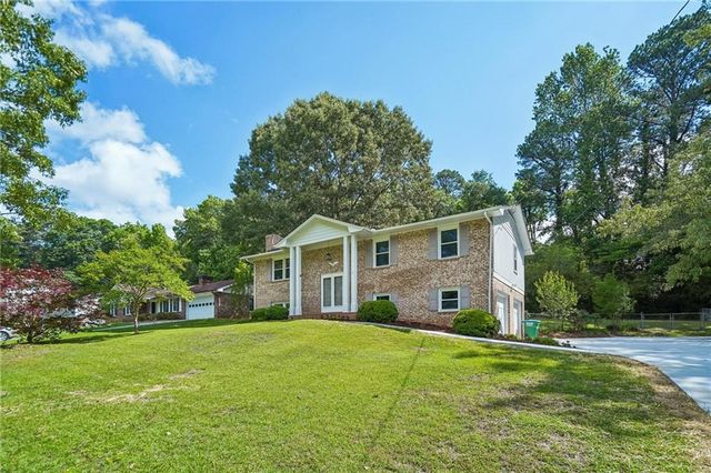 4308 Wellington Hills Lane, Snellville, GA 30039