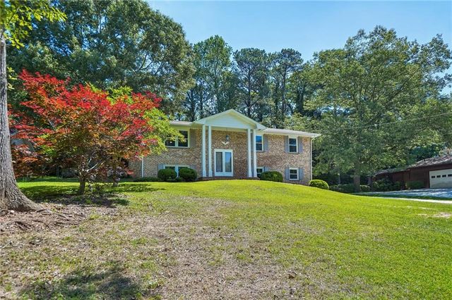 4308 Wellington Hills Lane, Snellville, GA 30039