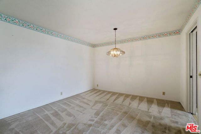 750 S Spaulding Avenue 305, Los Angeles, CA 90036