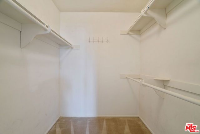 750 S Spaulding Avenue 305, Los Angeles, CA 90036