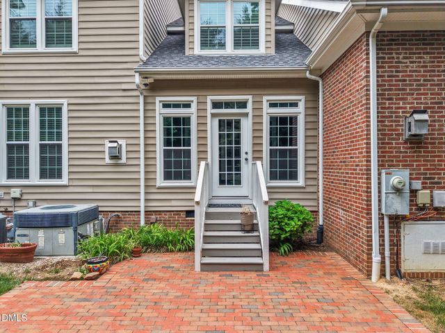 3409 Sir Colleton Court, Raleigh, NC 27612