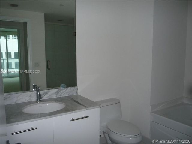 500 Brickell Ave 2604, Miami, FL 33131