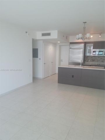 500 Brickell Ave 2604, Miami, FL 33131