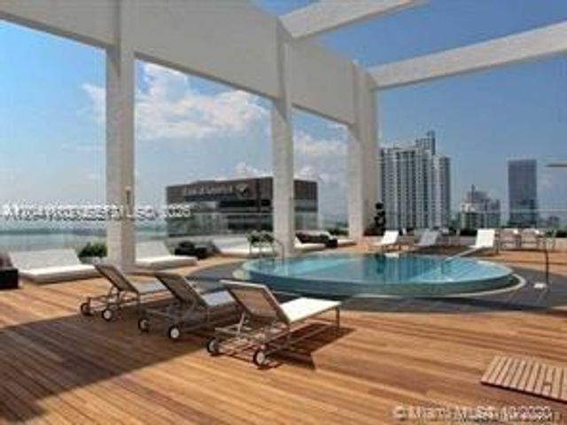 500 Brickell Ave 2604, Miami, FL 33131