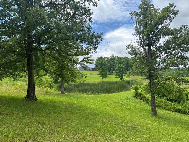 1431 Burton Williams Road, Irvine, KY 40336