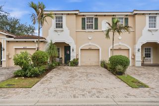 4257 SW PINE COVE Court, Stuart, FL 34997