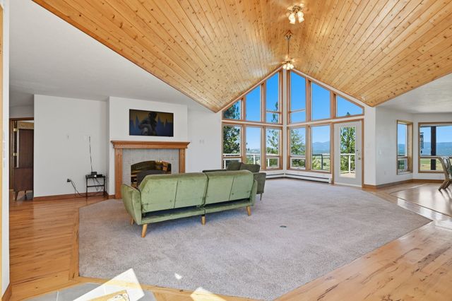 3924 E Sorrel Ln, Mead, WA 99021