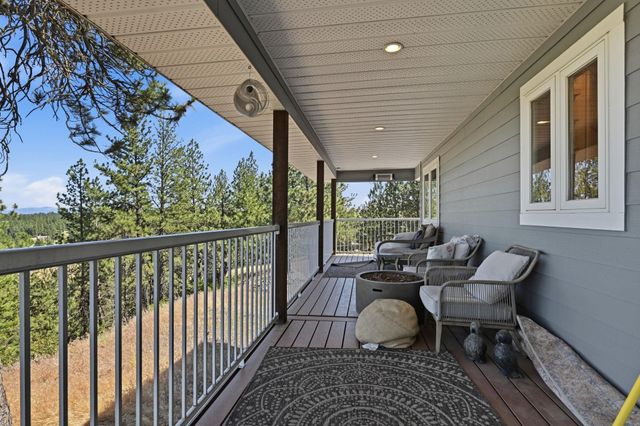 3924 E Sorrel Ln, Mead, WA 99021