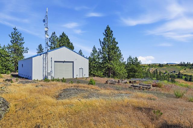 3924 E Sorrel Ln, Mead, WA 99021