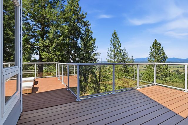 3924 E Sorrel Ln, Mead, WA 99021