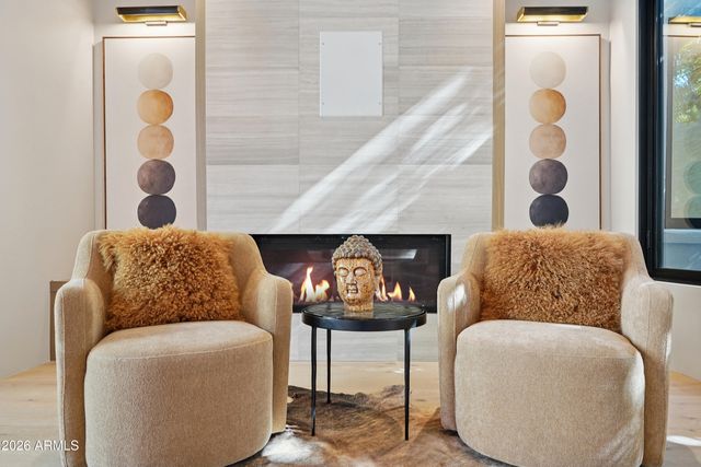 5761 N ECHO CANYON Circle, Phoenix, AZ 85018