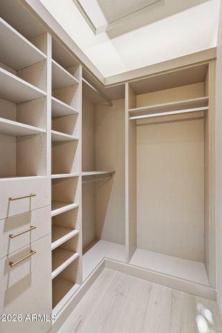 5761 N ECHO CANYON Circle, Phoenix, AZ 85018