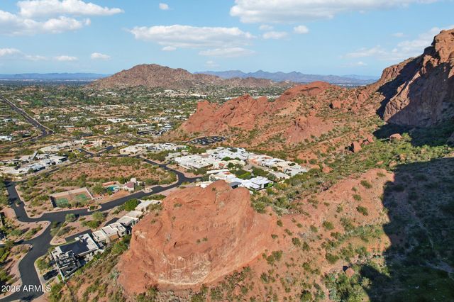 5761 N ECHO CANYON Circle, Phoenix, AZ 85018