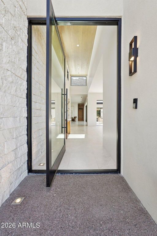 5761 N ECHO CANYON Circle, Phoenix, AZ 85018 — photo 5