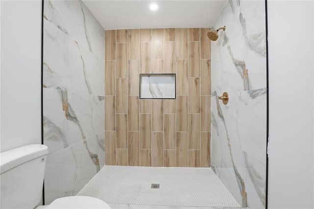 5147 Rocky Run Drive, Stone Mountain, GA 30088