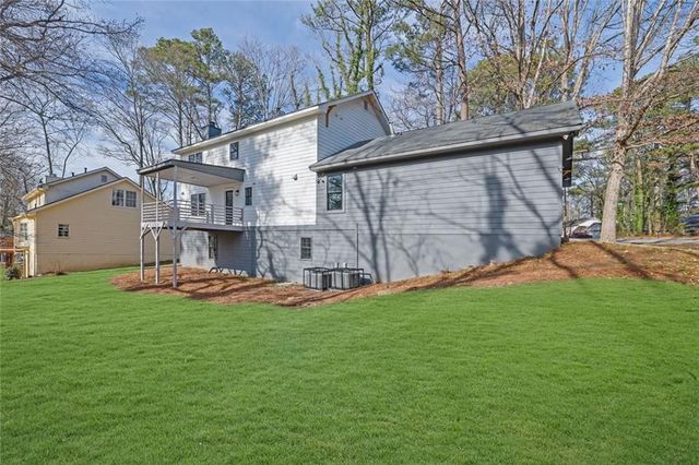 5147 Rocky Run Drive, Stone Mountain, GA 30088