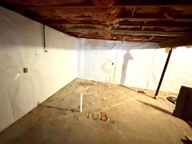 1043 Gregory Lane, Lawrenceburg, KY 40342