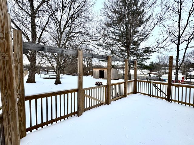 1043 Gregory Lane, Lawrenceburg, KY 40342