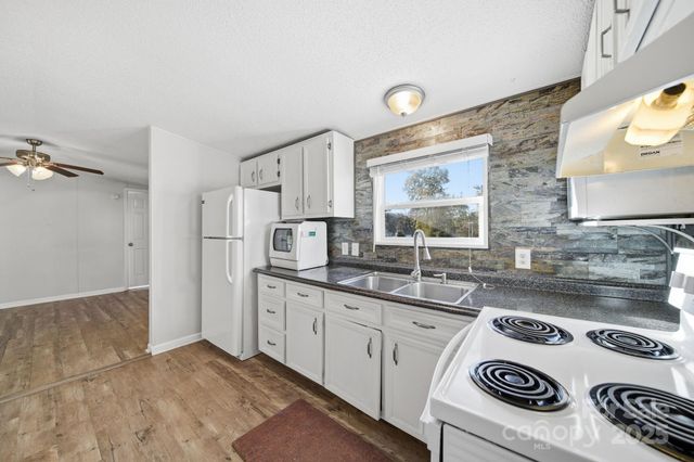 290 Sailboat Drive, Salisbury, NC 28146