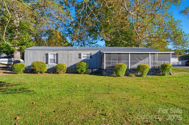 290 Sailboat Drive, Salisbury, NC 28146