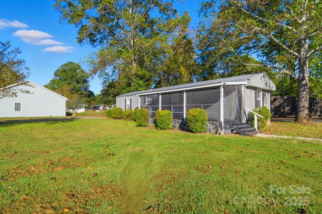 290 Sailboat Drive, Salisbury, NC 28146