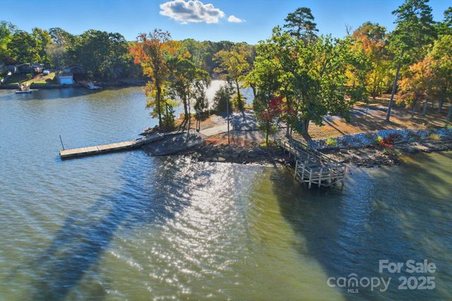 290 Sailboat Drive, Salisbury, NC 28146