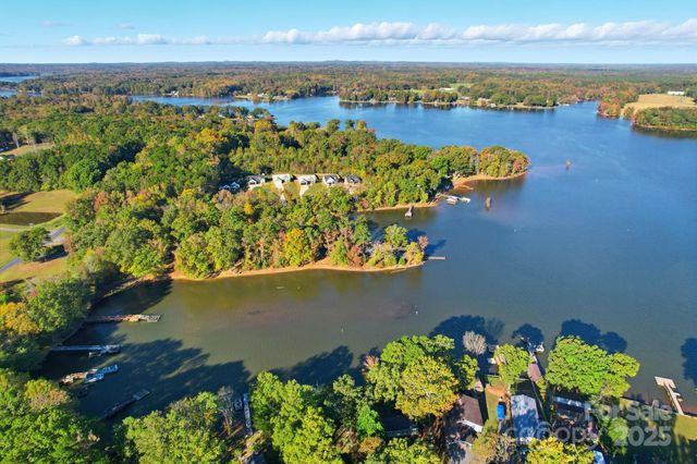 290 Sailboat Drive, Salisbury, NC 28146
