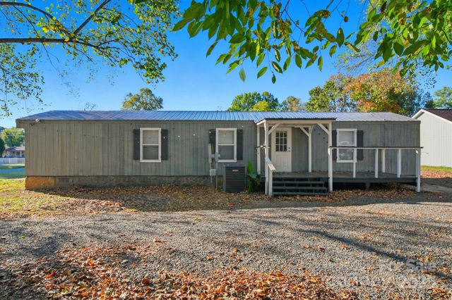 290 Sailboat Drive, Salisbury, NC 28146