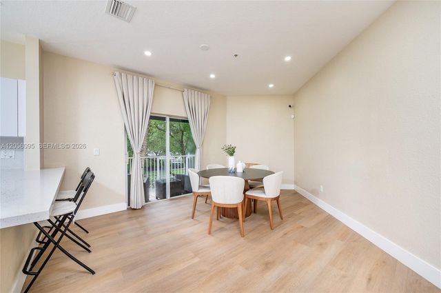 5600 NW 114th Place 209, Doral, FL 33178