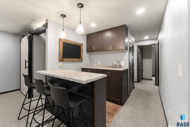1208 N Broken Bow Ave Avenue, Sioux Falls, SD 57103