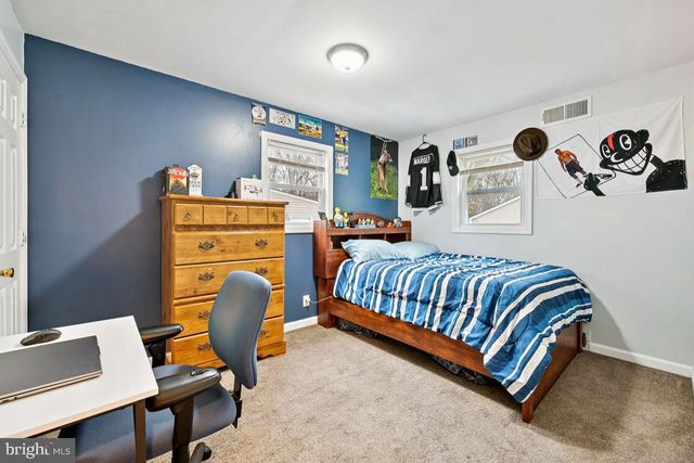 441 INDEPENDENCE DR, Burlington, NJ 08016