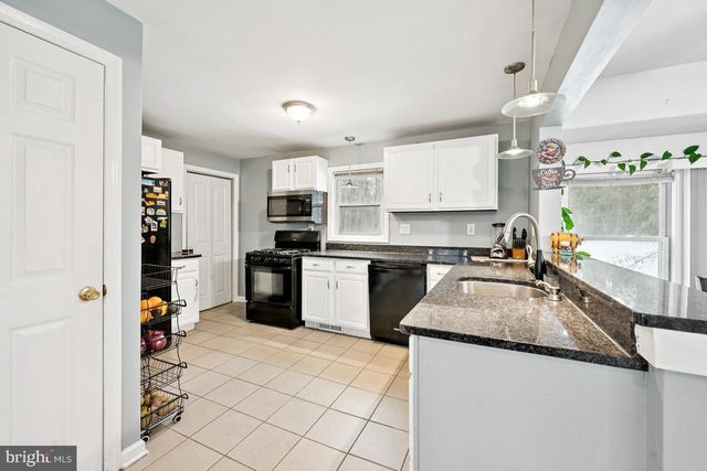 441 INDEPENDENCE DR, Burlington, NJ 08016